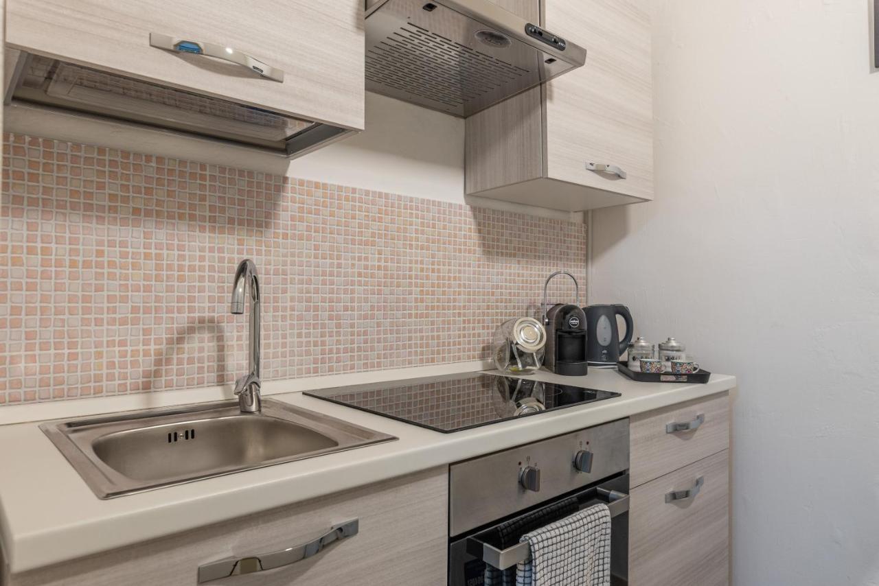 I Mori-Holiday Apartment Palermo Bagian luar foto