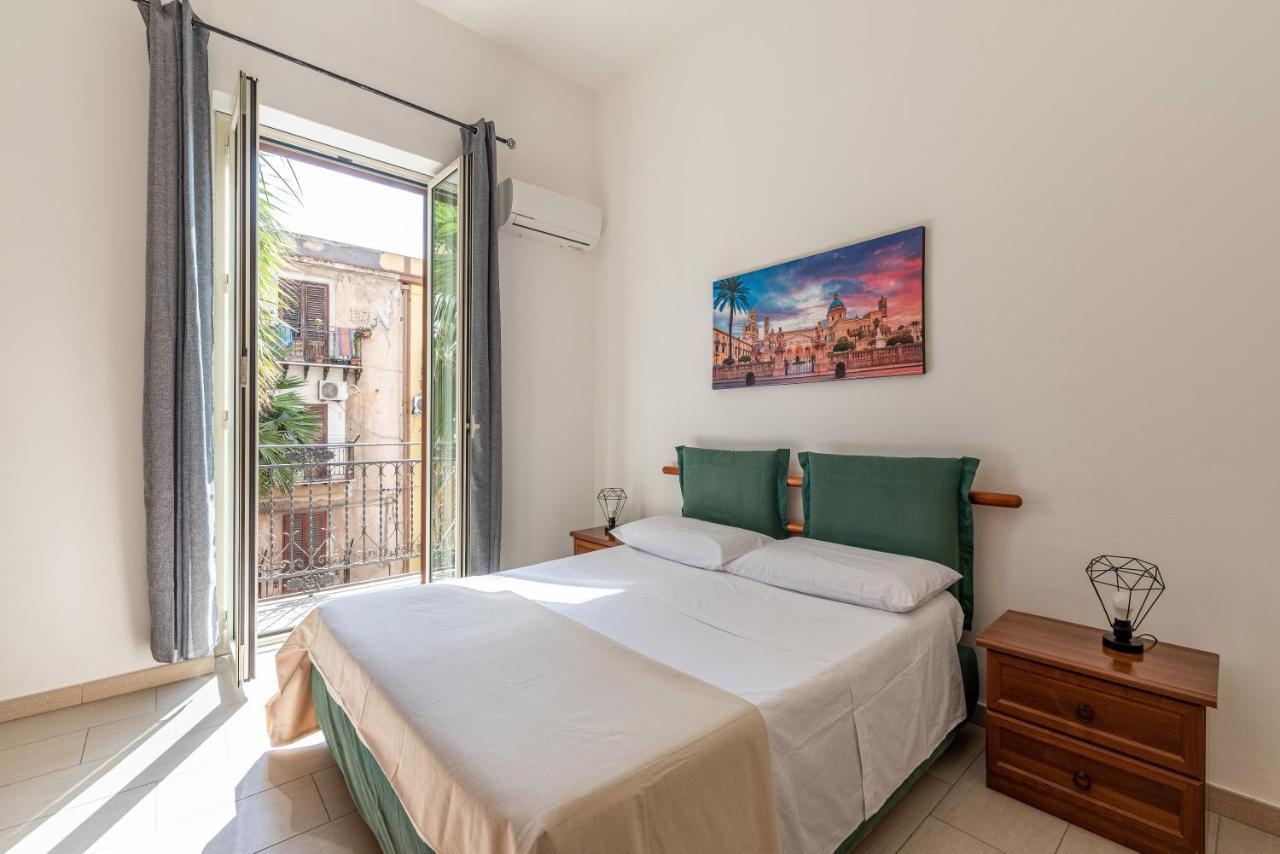 I Mori-Holiday Apartment Palermo Bagian luar foto