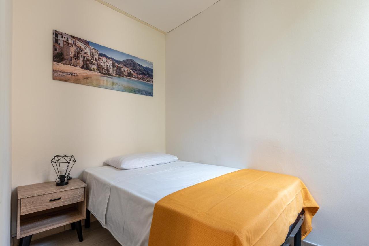 I Mori-Holiday Apartment Palermo Bagian luar foto